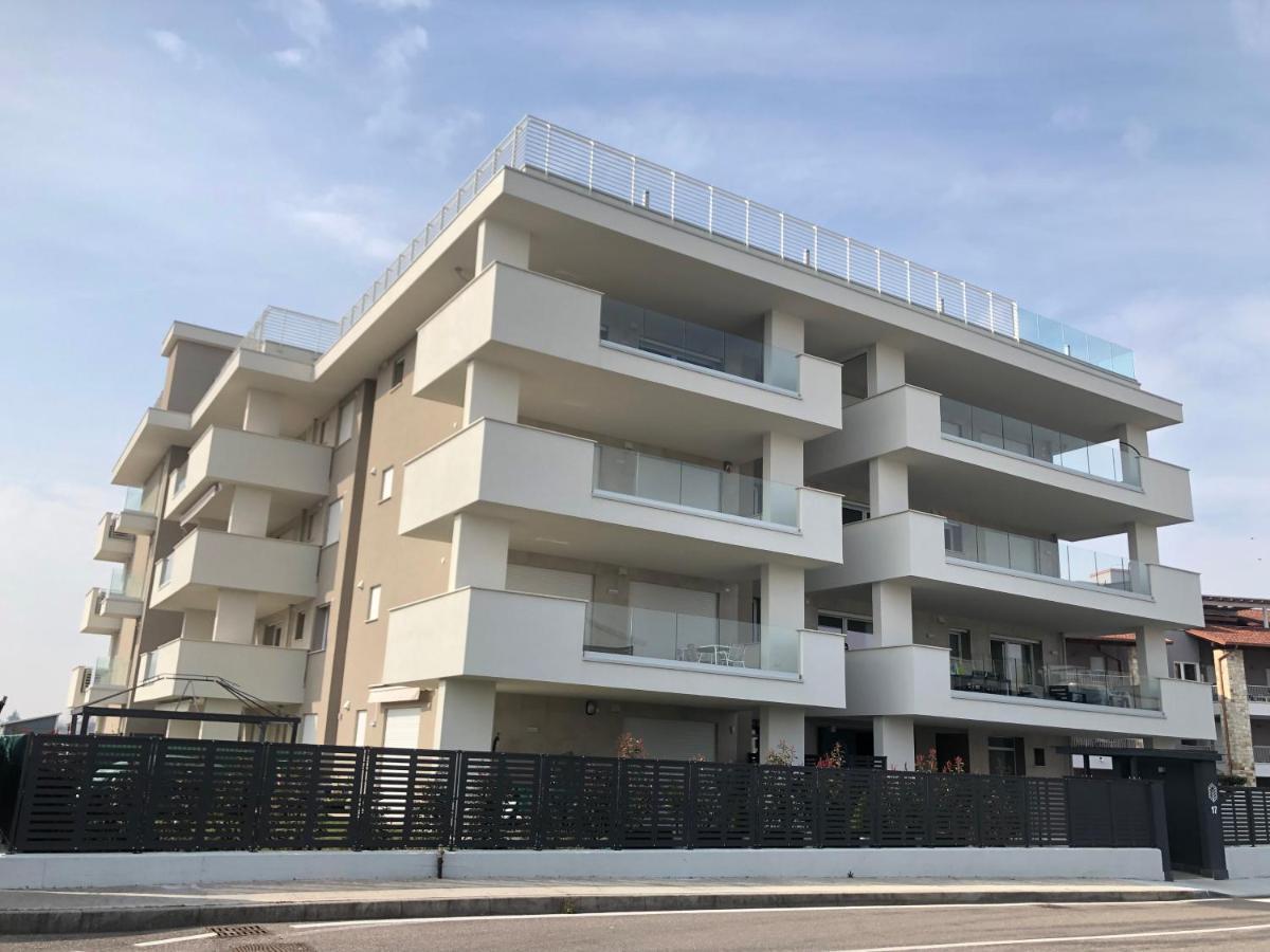 Opalia Residence - Stella Garda Lake Lifestyle Πεσκιέρα ντελ Γκάρντα Εξωτερικό φωτογραφία