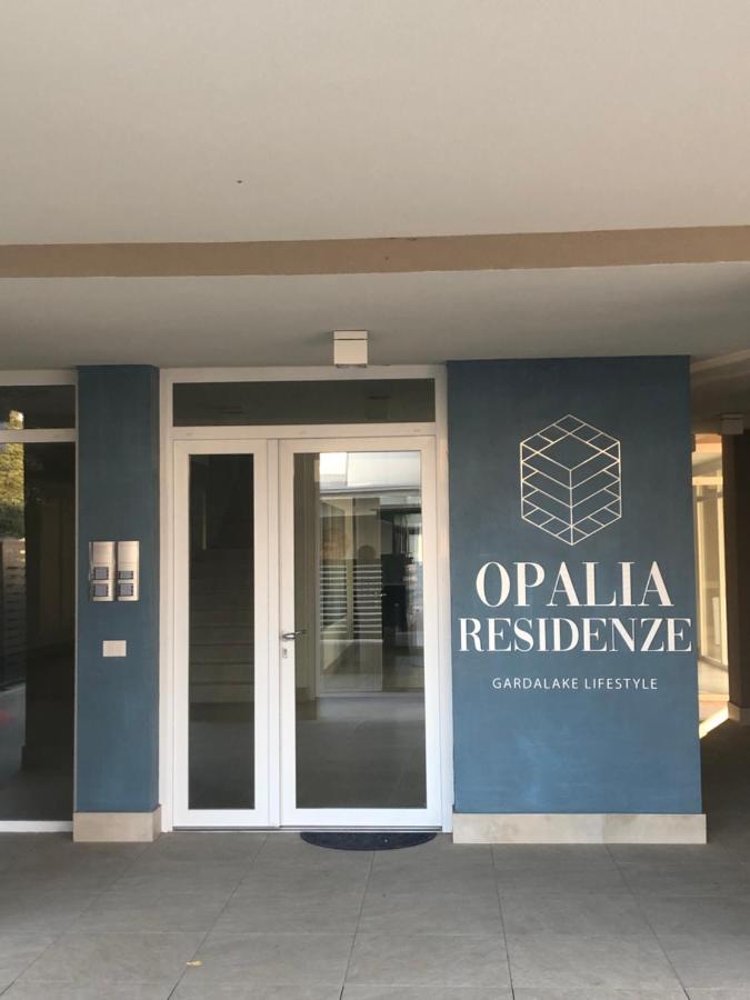 Opalia Residence - Stella Garda Lake Lifestyle Πεσκιέρα ντελ Γκάρντα Εξωτερικό φωτογραφία